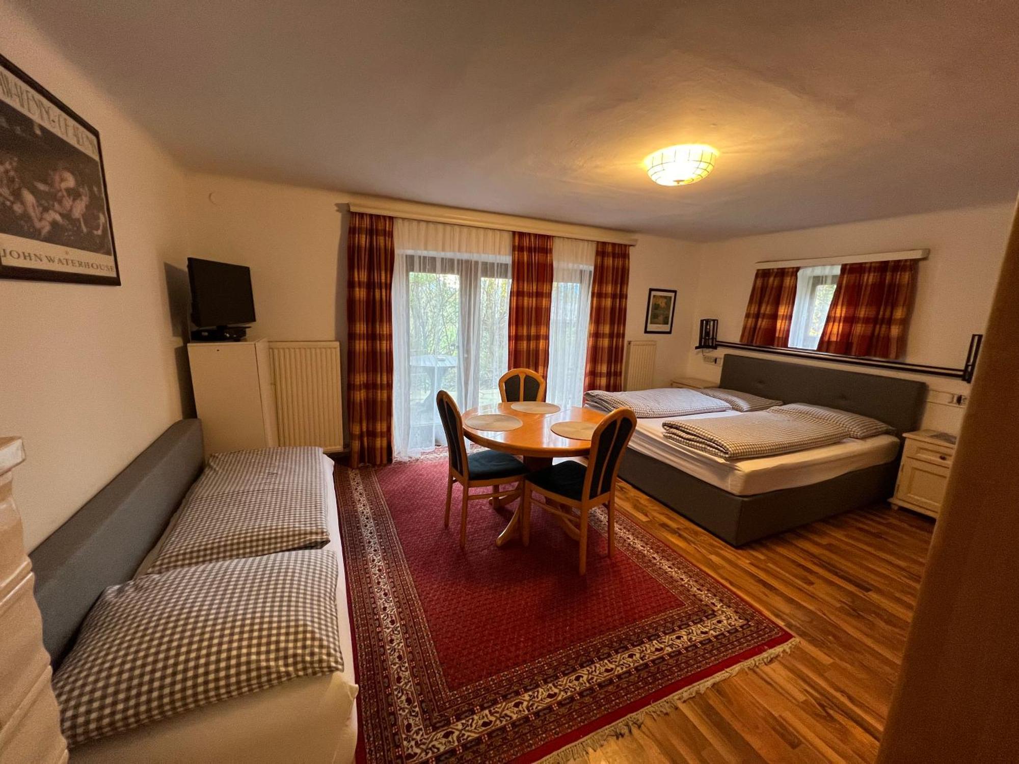 Studio Mit Gartenterrasse Salzburg Buitenkant foto